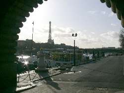 Eiffelturm vom Seine-Ufer